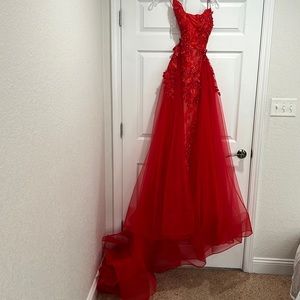 Red Prom dress with detachable train